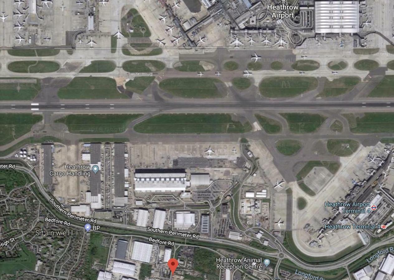 Heathrow Ensuite Rooms- Auto Check In London Exterior photo